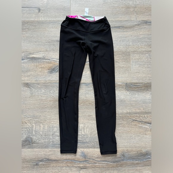 Ivivva Reversible Leggings, Size 10 - Picture 3 of 7